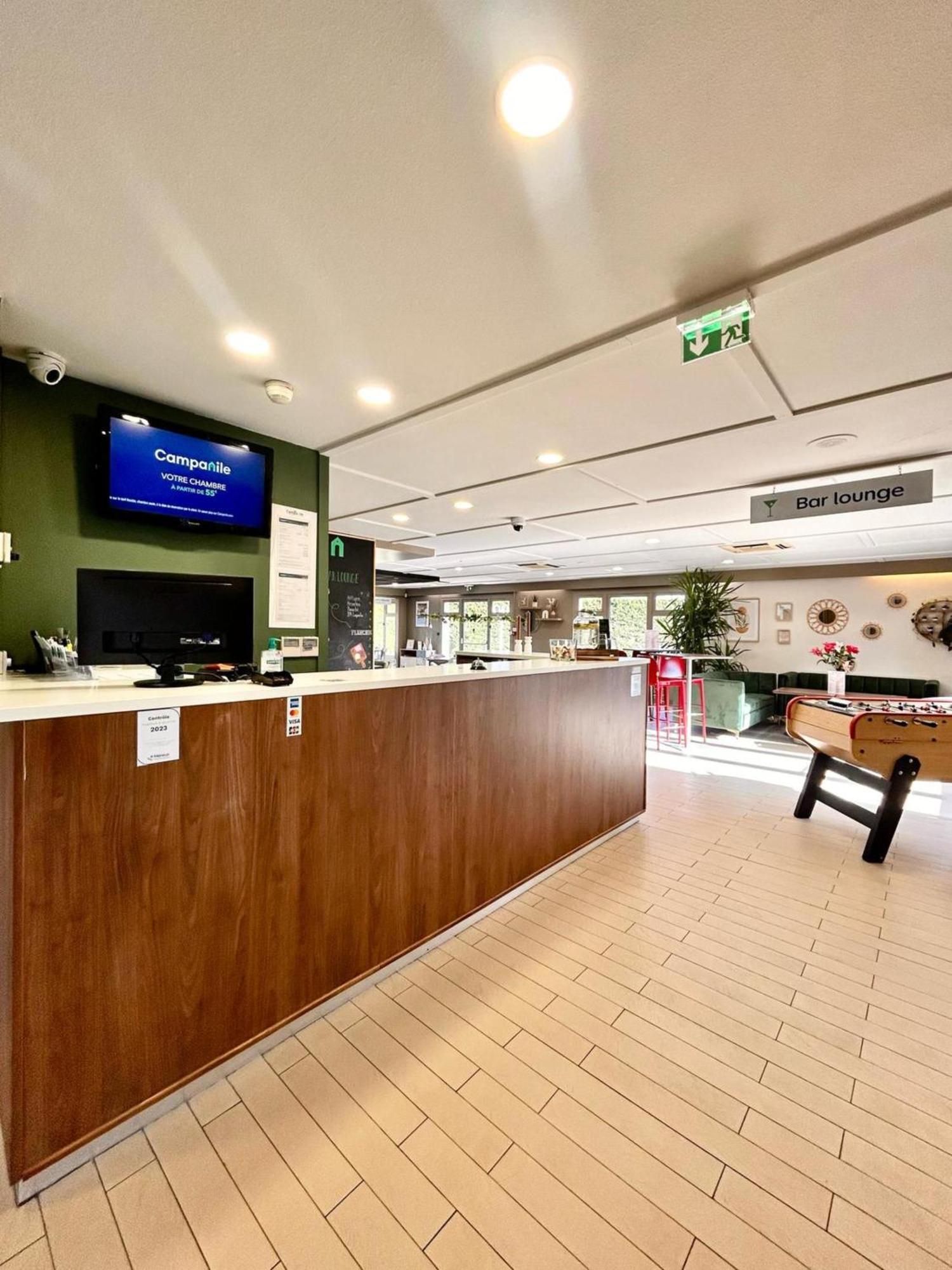 Campanile Montargis - Amilly Hotel Amilly  Exterior photo